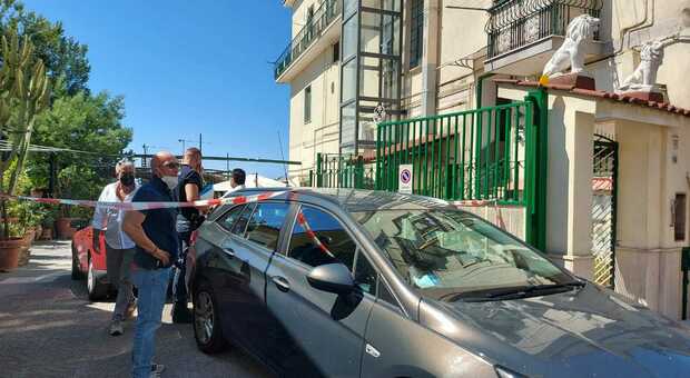 Anziana uccisa a Salerno, la sorella ferita non riesce a parlare con la polizia