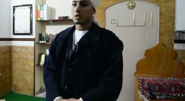 Fucile clandestino in casa, arriva la condanna definitiva per l'imam «anti Isis»
