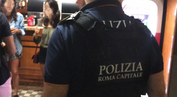 Cibi scaduti: sequestrati 80 chili di alimenti in un pub tra Cassia e Flaminio