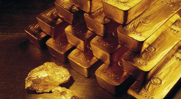 L'oro resta ai massimi da cinque mesi