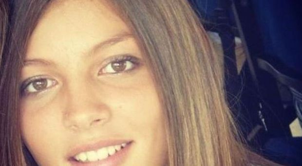 Ragazzina morta a 17 anni L'ultimo biglietto alla famiglia