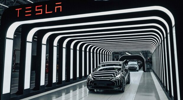 L'inaugurazione della Gigafactory Tesla a Berlino avvenuta lo scorso anno
