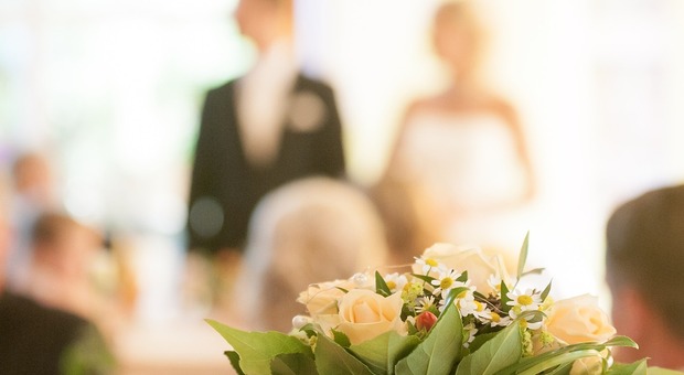 Matrimoni, dal 15 giugno tornano i sì ma con il certificato verde per gli ospiti