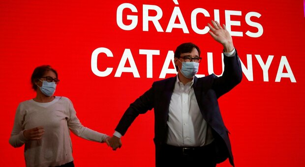 Catalogna, vittoria socialista ma il governo è un rebus: decidono gli indipendentisti