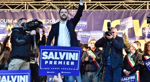 Referendum, Salvini attacca: voti all'estero inventati o comprati