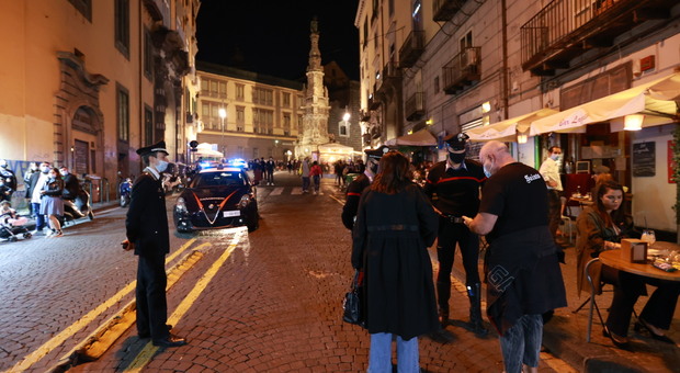 Covid, movida blindata a Napoli: il bilancio di una notte di controlli