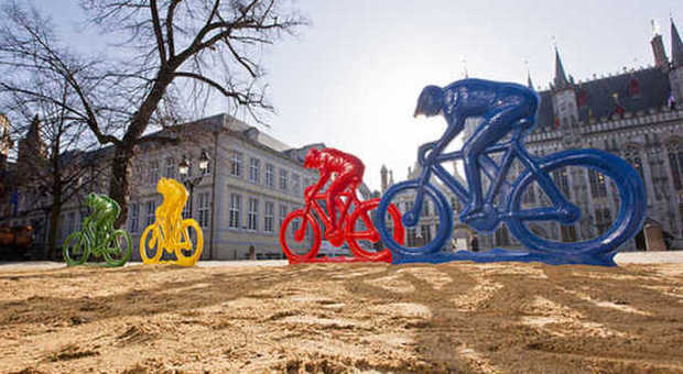 A Bruges anche l'arte contemporanea sale in bici