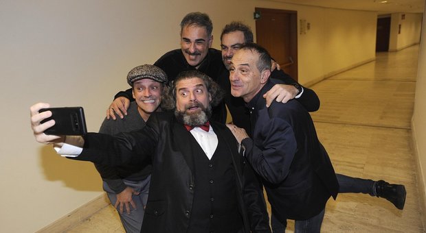 Gigi Miseferi, Antonio Giuliani, Andrea Perroni, Lallo Circosta e Antonello Costa