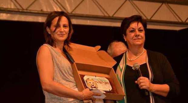 Luigina Scriboni, mostra il premio di migliore attrice protagonista a Varano