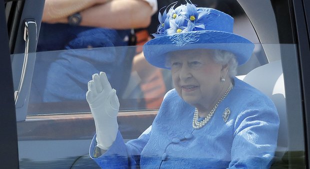 Gran Bretagna, Elisabetta nel Queen's Speech: «Legislazione Ue sarà abolita»