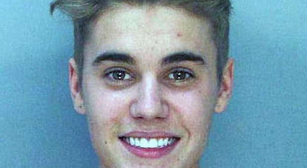 Miami, Justin Bieber arrestato per guida in stato d'ebbrezza: gareggiava con altre vetture