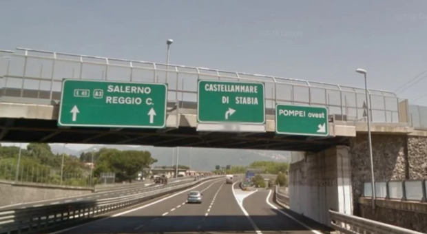 Autostrada del Mediterraneo, lavori in orario notturno per due giorni