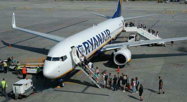 Covid, Enac: «Ryanair viola norme sicurezza: o rimedia, o stop a voli»