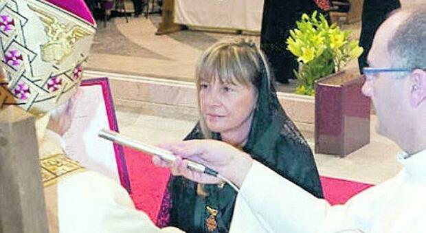 Vaticano, tolta la spada ai Cavalieri del Santo Sepolcro: «Discriminava le donne»