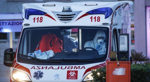 Verona, strage di anziani nella casa di riposo per coronavirus: 7 morti. Il sindaco chiama l'Esercito