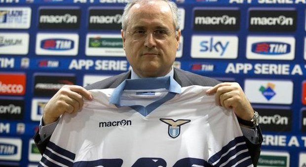 Lazio, Lotito frena sul mercato: «Un attaccante? Ne abbiamo tanti»