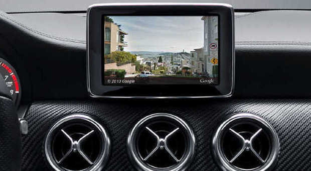 Sul display di bordo di quasi tutte le Mercedes è possibile visualizzare le numerose funzioni del proprio smartphone Android