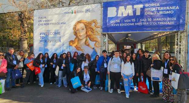 Turismo, studenti dell'Alberti in missione alla Bmt di Napoli