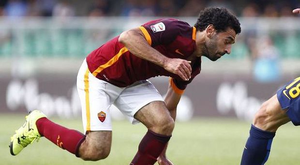 Roma, la Fiorentina non molla su Salah. Il dg: «Può esserci una squalifica entro fine anno»