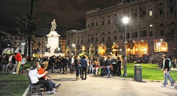 Roma, coltellate a piazza Cavour, ritrovo dei ragazzi della Roma bene: feriti due giovani di 16 e 17 anni