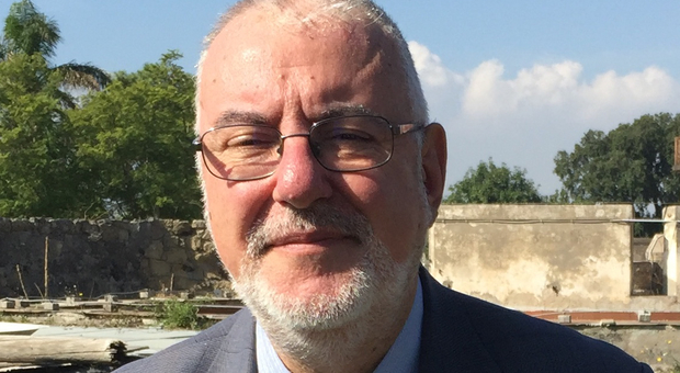 Coronavirus a Napoli, il prof Filippone: «Sono guarito e torno a tenere lezioni online»