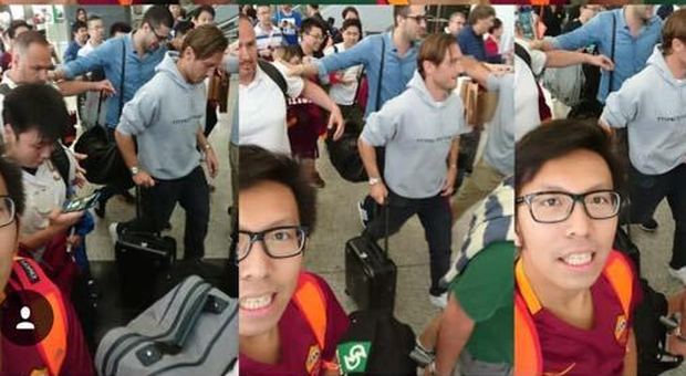 Roma, Totti in Cina: subito un bagno di folla Video