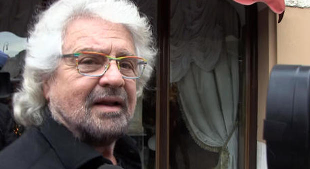 Beppe Grillo: «Mi devo operare». E annulla il tour dello spettacolo