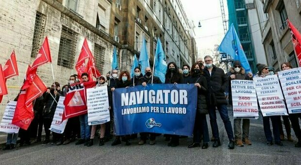 Navigator, presidio alla Prefettura di Napoli: «Solo silenzio da parte delle istituzioni»