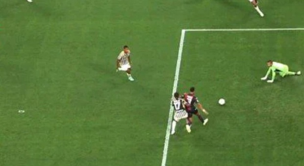 Juve-Bologna 1-1: Vlahovic risponde a Ferguson. Thiago Motta protesta per un rigore negato a Ndoye
