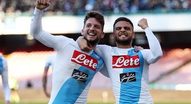Napoli vince, la Roma pure e resta davanti La Juve soffre ma batte pure la Samp