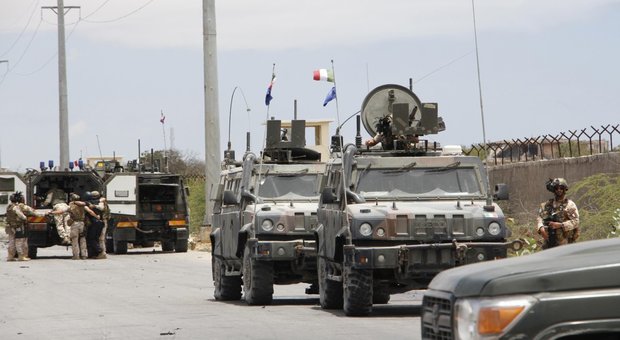 Somalia, bomba contro un convoglio di militari italiani: «Nessun ferito»