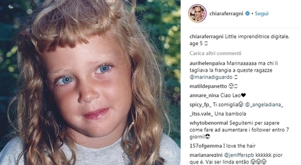 Chiara Ferragni posta una sua tenera foto a 5 anni, ma i fan notano un particolare: «Orribile»