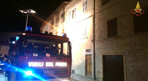 L'intervento dei vigili del fuoco a Sant'Angelo in Vado