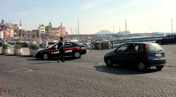 Blindata la movida di Pozzuoli: Daspo urbano per sei parcheggiatori
