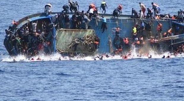 Migranti: Tunisia, trovato altro cadavere del barcone speronato