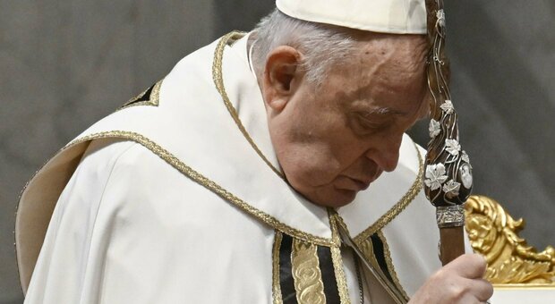 Papa Francesco, mattina senza impegni e stasera c'è la Veglia pasquale. Il significato delle sue meditazioni