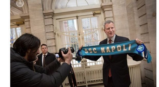 Il sindaco di New York tifa Napoli: «È la squadra più grande d'Italia»