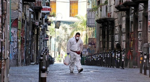 Coronavirus a Napoli, così è cominciata la catena dei lutti tra viaggi e raduni a inizio marzo