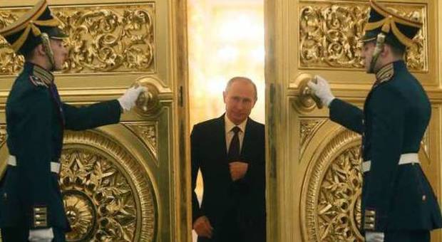 "Putin e il nuovo zarismo", un libro traccia sorprendenti analogie con i re del passato