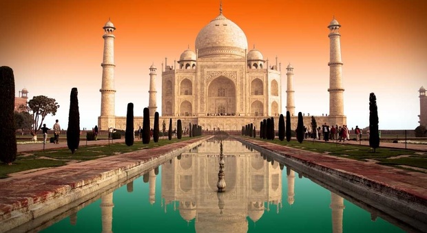 Taj Mahal, il tempio dell'amore nel cuore dell'incredibile India