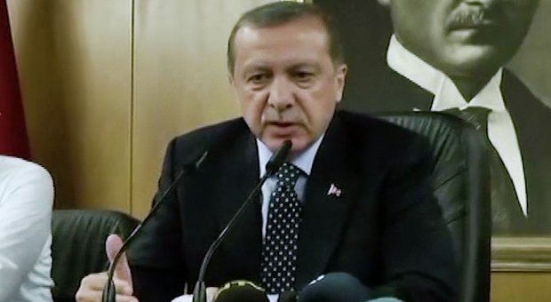 Turchia, purghe infinite nuova stretta Erdogan
