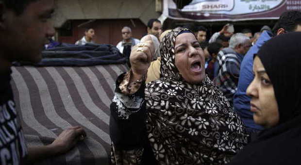 Egitto, esplode bomba al centro del Cairo: almeno due morti