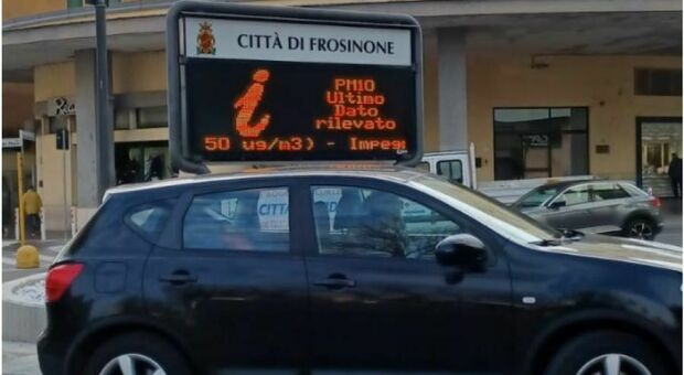 Smog a Frosinone, nuovo stop ai mezzi inquinanti in centro: dall'inizio dell'anno già 32 giorni di sforamento