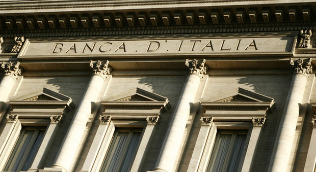 Bankitalia: «Conti correnti sempre più cari, nel 2018 aumenti di 7,5 euro»