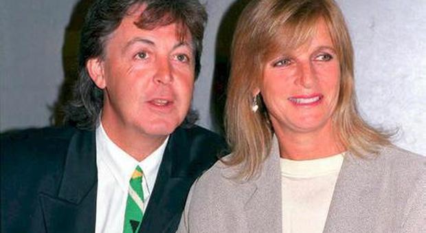 Paul McCartney e l'ex moglie Linda