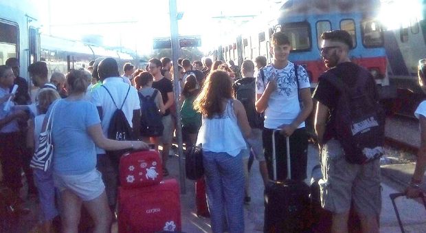 Migliaia di turisti in arrivo: ad aspettarli un treno del ’77