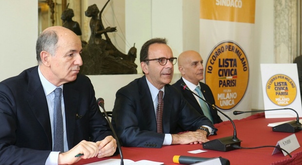 Amministrative, Parisi presenta la lista con Passera e Albertini: "Corro per Milano"