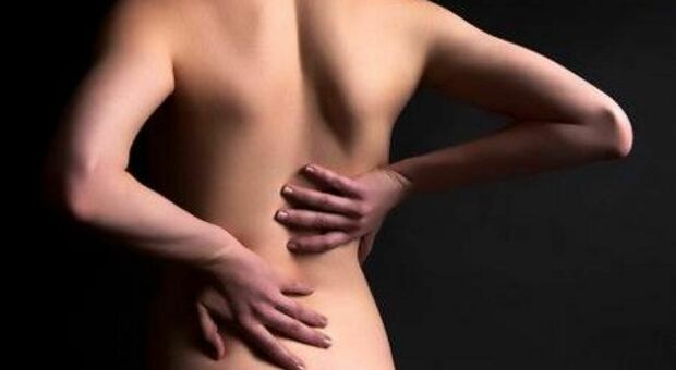 Mal di schiena, donna soffre per 13 anni: dolori scomparsi grazie a intervento innovativo