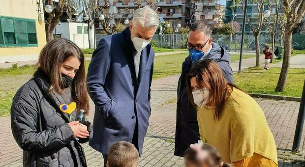 Ucraina, primo bimbo accolto a San Giorgio a Cremano: «Ora è al sicuro e potrà frequentare la scuola»