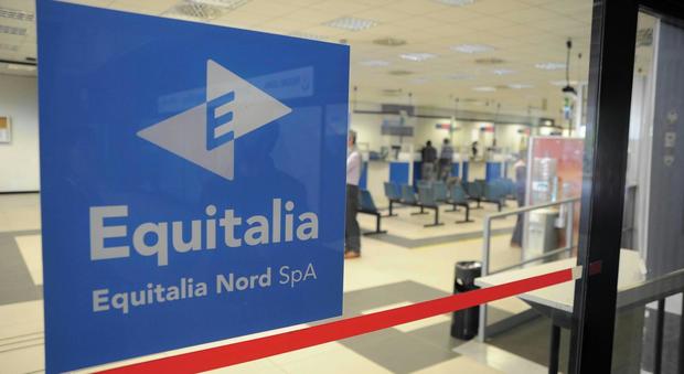 Buste con polvere sospetta a sedi Equitalia nel nord-ovest: 4 persone sotto osservazione a Torino